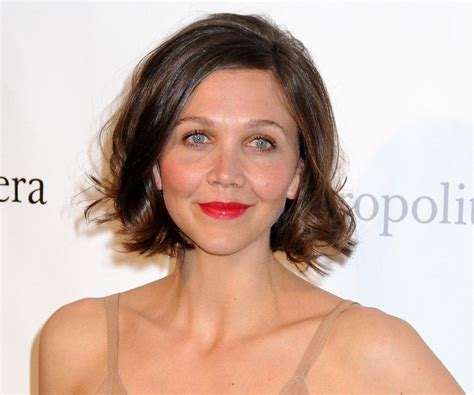 maggie gyllenhaal jeune|Maggie Gyllenhaal Biography: Husband, Age, Movies, Net Worth,。